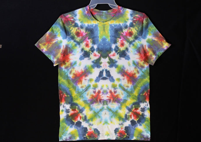 Men's reg. T shirt Medium #2202 Chevron design $80