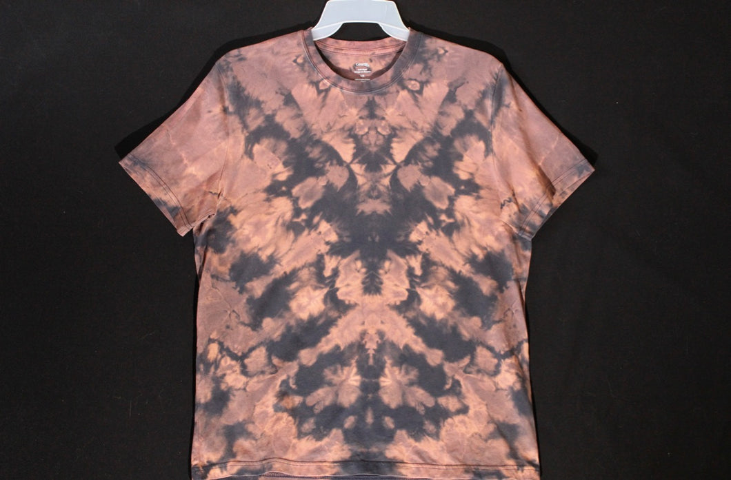 Men's reg. T shirt Monochromatic Large #2230 Chevron design $80