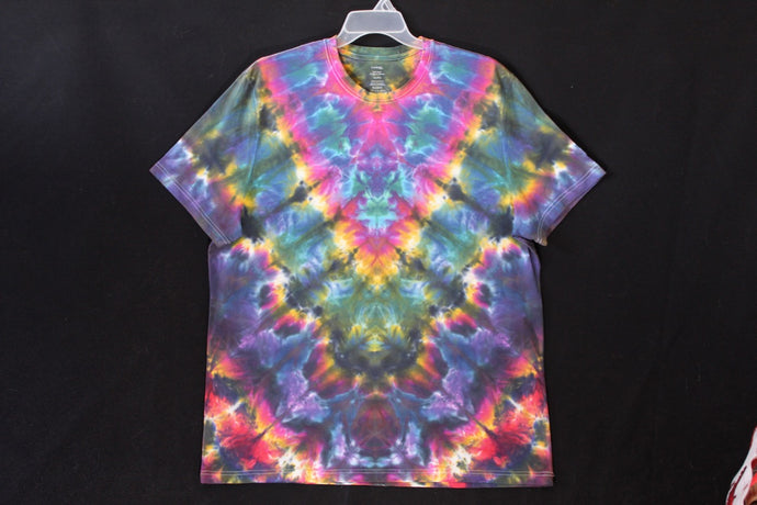 Men's reg. T shirt XXL #2363 Chevron design $85