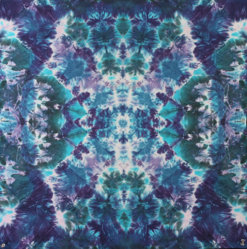 'Emerald and Amethyst Dynamics' Mandala 22