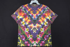 Men's V neck Stretch T shirt XL #1630 Chevron design $85