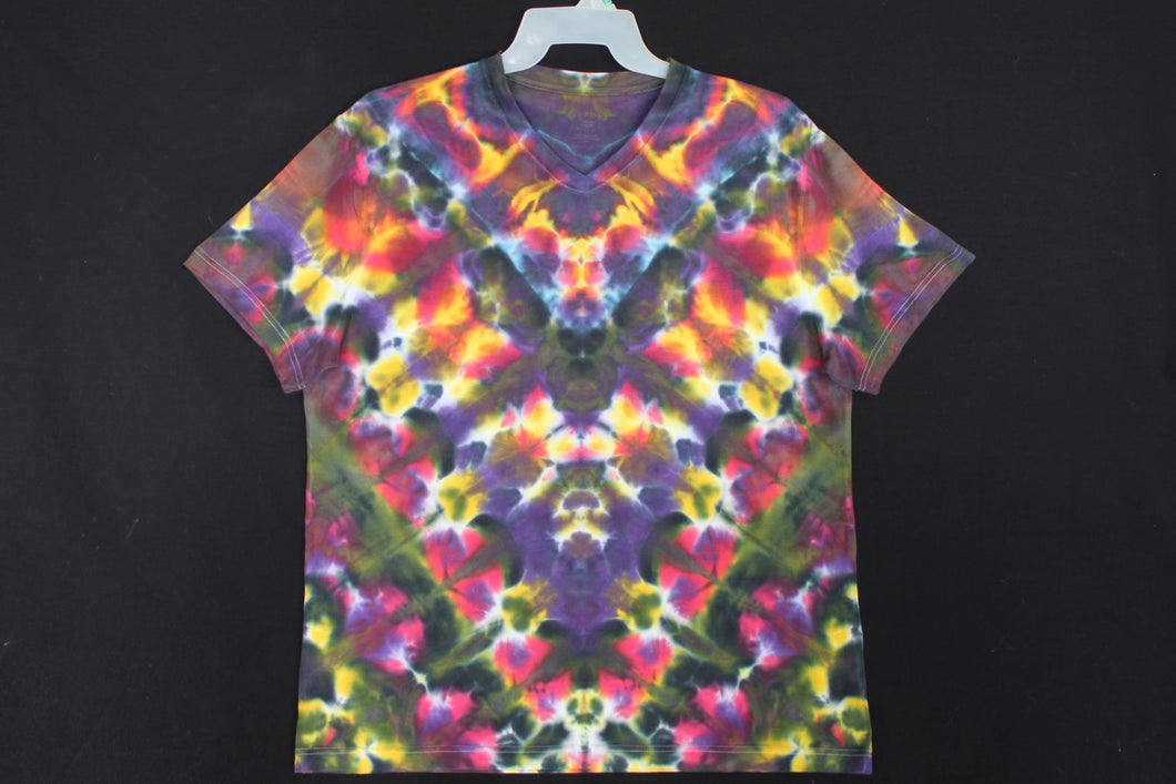Men's V neck Stretch T shirt XL #1630 Chevron design $85