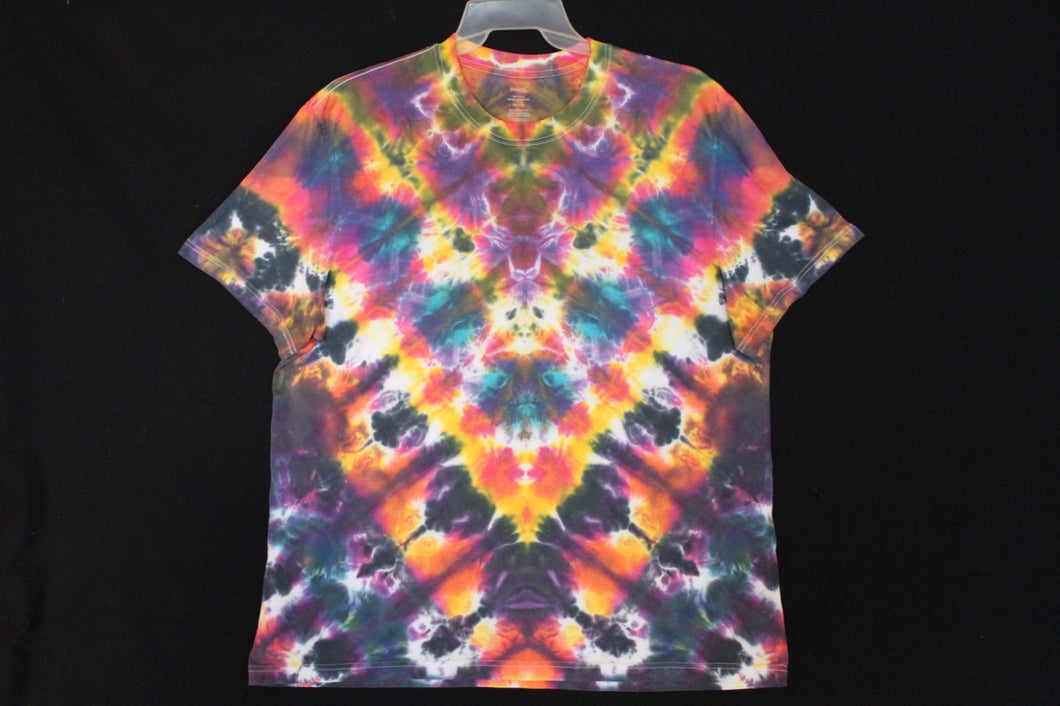 Men's reg. T shirt XXL #1908 Chevron design $85