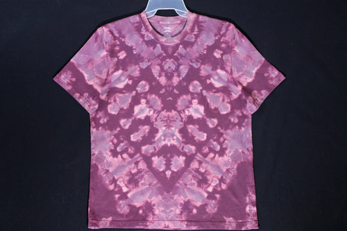 Men's reg. T shirt Monochromatic Large #2228 Chevron design $80