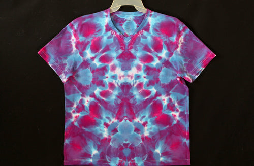 V neck stretch T shirt Large #3180 God's Eye design *Special* $90