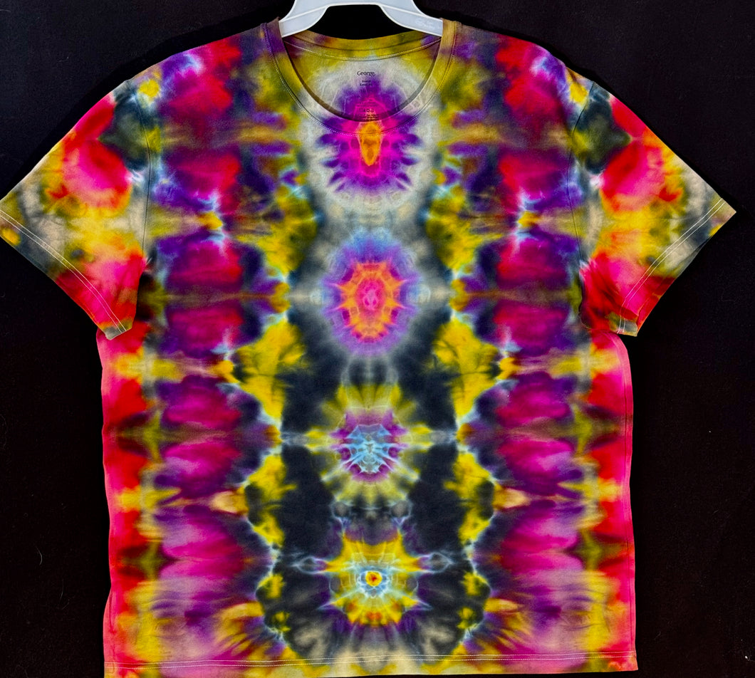 Stretch T shirt XXL #4770 Scarab Tottem design $90