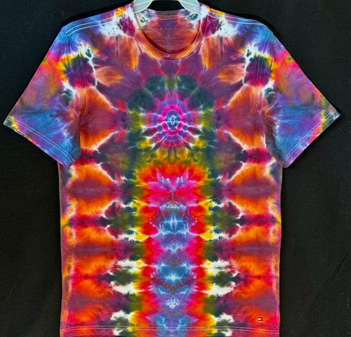 Reg. Cotton T shirt ( Hilfiger brand ) Large #4790 Lighthouse design $85