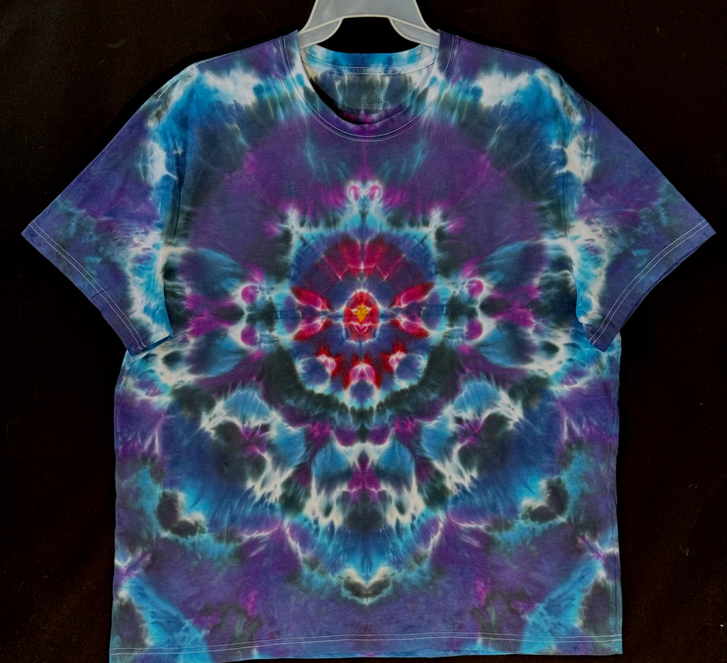 Reg. Cotton T shirt 3XL #4882 Mandala design. $85