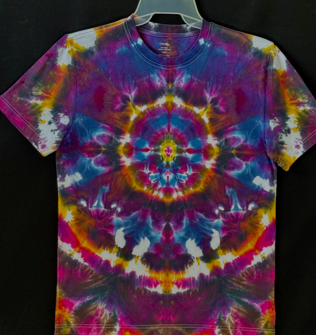 Reg. Cotton T shirt Medium #4979 Mandala design $80