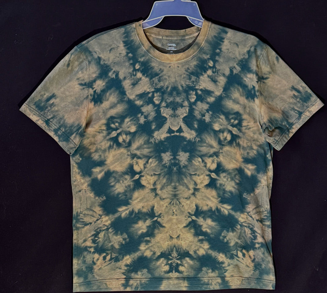 Reg. Cotton T shirt Large Monochromatic # 5003 Chevron design $80