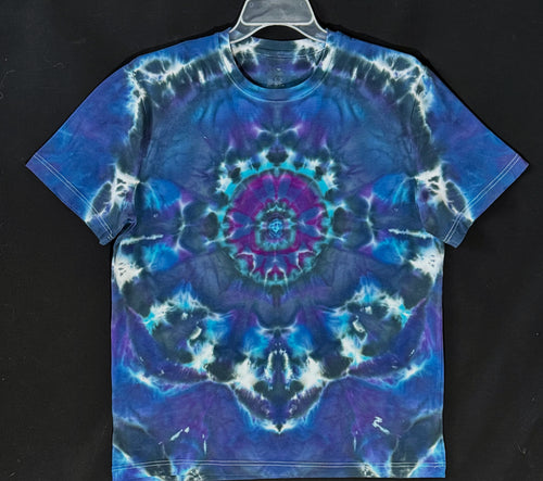 Reg. Cotton T shirt Large #5029 Mandala design $80