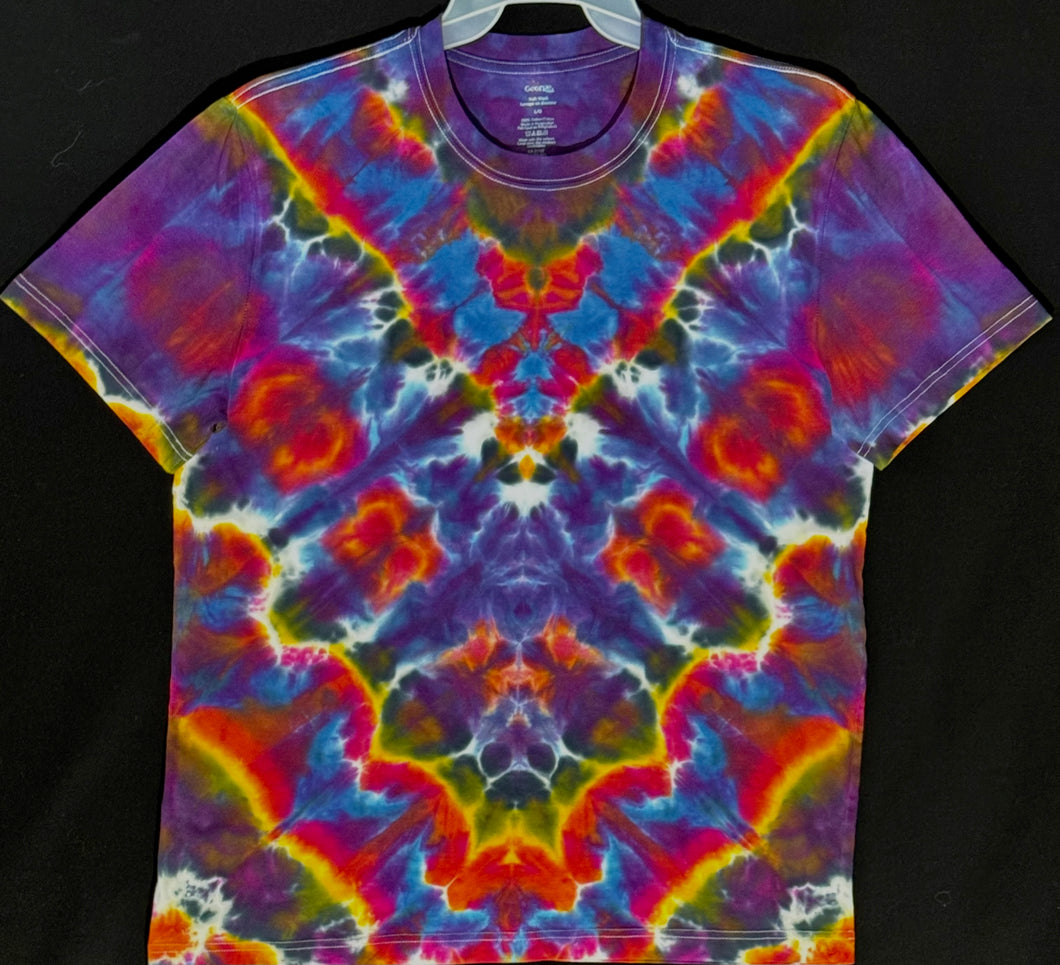 Reg. Cotton T shirt Large #5071 Chevron design $80