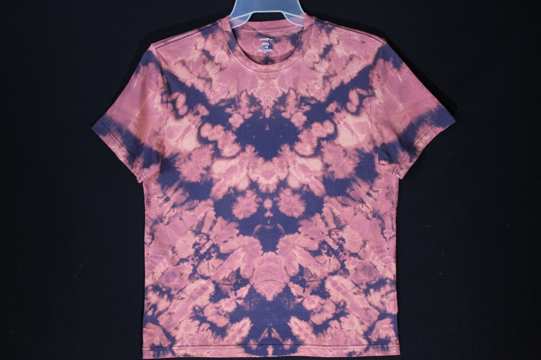 Men's reg. T shirt Large  #0207 Monochromatic Chevron design $80