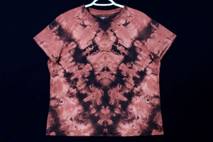 Women's reg. T shirt XL Monochromatic (chest 42"-44") #0395 Chevron design $80