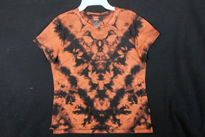 Ladies reg. T shirt Medium (chest 37") #0650 Monochromatic Chevron design $80