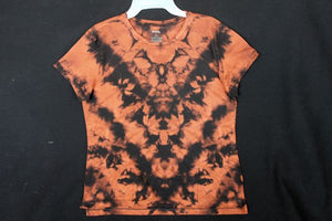 Ladies reg. T shirt Medium (chest 37") #0650 Monochromatic Chevron design $80