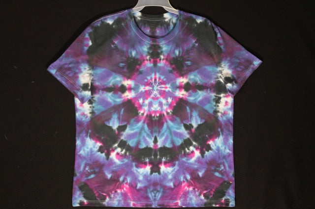 Men's reg. T shirt XXL  #8355 Mandala  design.  $75
