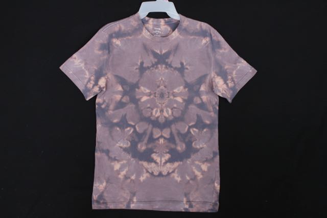 Men's reg. T-Shirt S  #0467 Monochromatic Mandala design $80